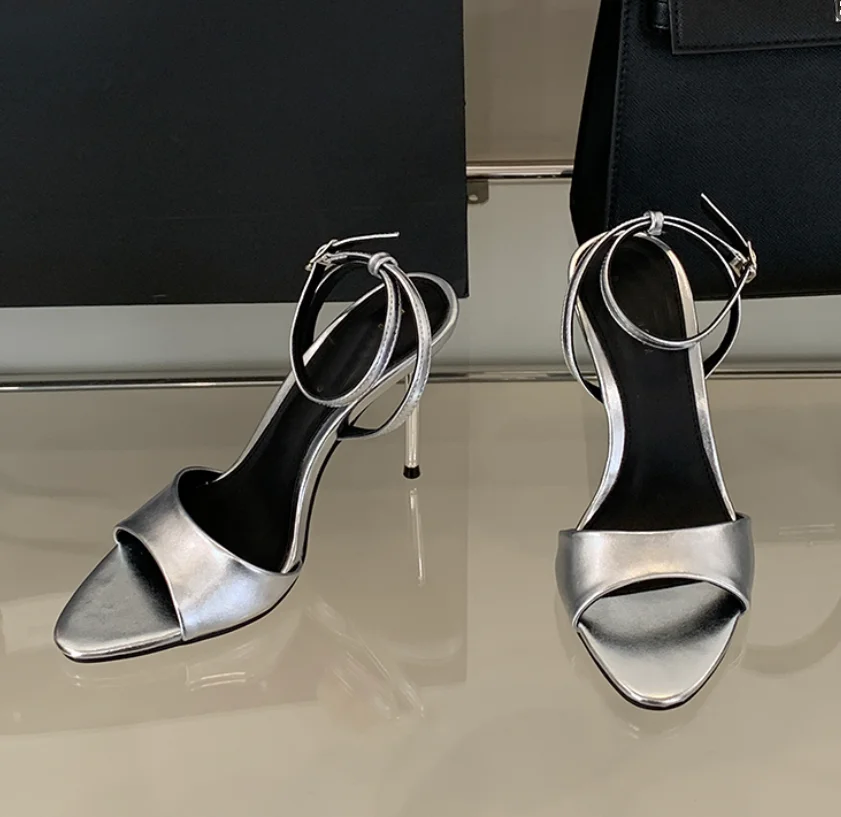 AIYKAZYSDL 2025 Sandali in den - Court Heel Pointed recensione e prezzo
