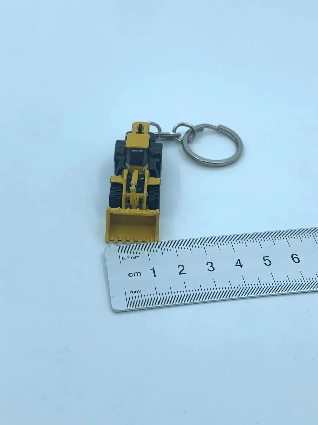 Die Casting Uh5526 Komatsu Wa470 Keychain Loader Alloy Keychain Model 5524 Metal Toys Love Ornaments Festival Gift Souvenir