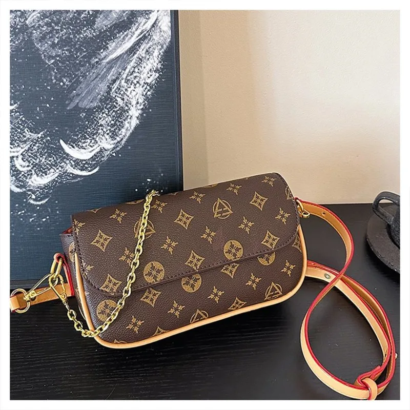 

Luxury Classic Diaper Bag For Women Designer Crossbody Bag Elegant Leather Handbag Vintage Fashion Large Capacity Tote