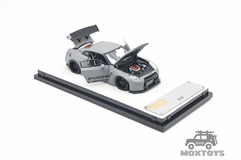 PGM 1:64 Rocket Bunny Pandem R35 combate gris apertura completa con motor Limited999 modelo de coche fundido a presión