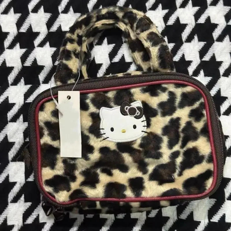 Anime Sanrio Hello Kitty Borsa per trucco con stampa leopardata Cerniera Organizzatore cosmetico Custodia per trucco per ragazza all'aperto ad alta capacità