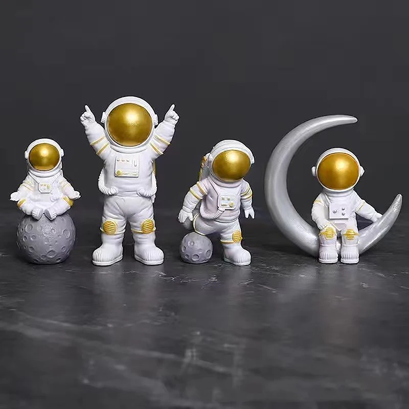 3/4Pcs Astronaut Figure Statue Figurine Spaceman Sculpture Educational Toy Desktop Home Decor Astronaut Model For Kids Gift