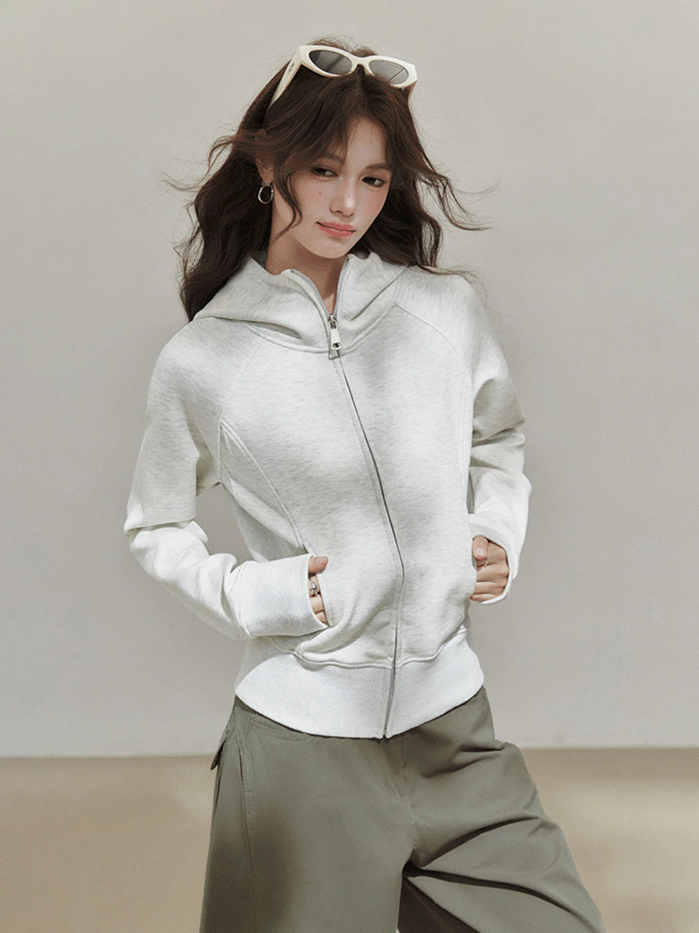 Cardigan à capuche avec fermeture éclair pour femme, couleur longue, Sve, Simple, luxe, sensation haut de gamme, vêtements d'extérieur, tendance, Unique, automne hiver