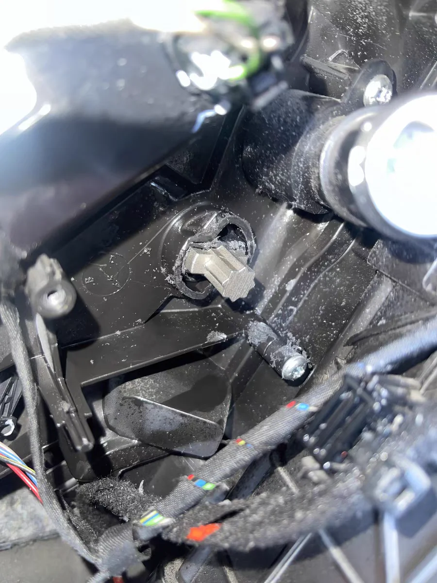 1 STKS 2058306800   Verdamping doos beugel Voor Mercedes Benz W205 W253 C180 E300 GLC260 Heater Air Distributeur Reparatieset