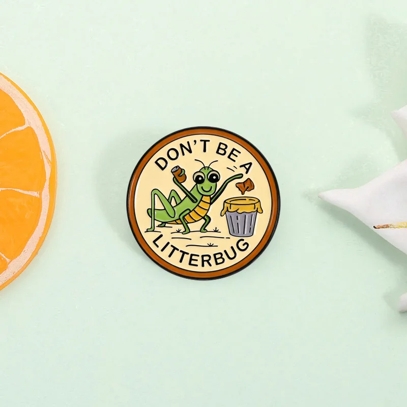 Круглая-мультяшная-брошь-значок-с-кузнечиком-призывающая-к-экологической-защите-и-социальному-благосостоянию-с-забавным-слоганом-персонализированный-аксессуар-значок