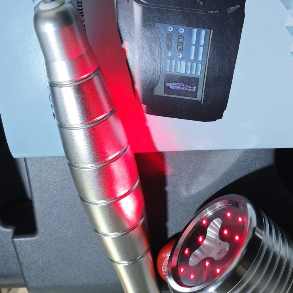 

1064nm Infrared Light Therapy Device, 1055mW Professional Laser Equipment for Arthritis Pain in Shoulder, Knee and Waist