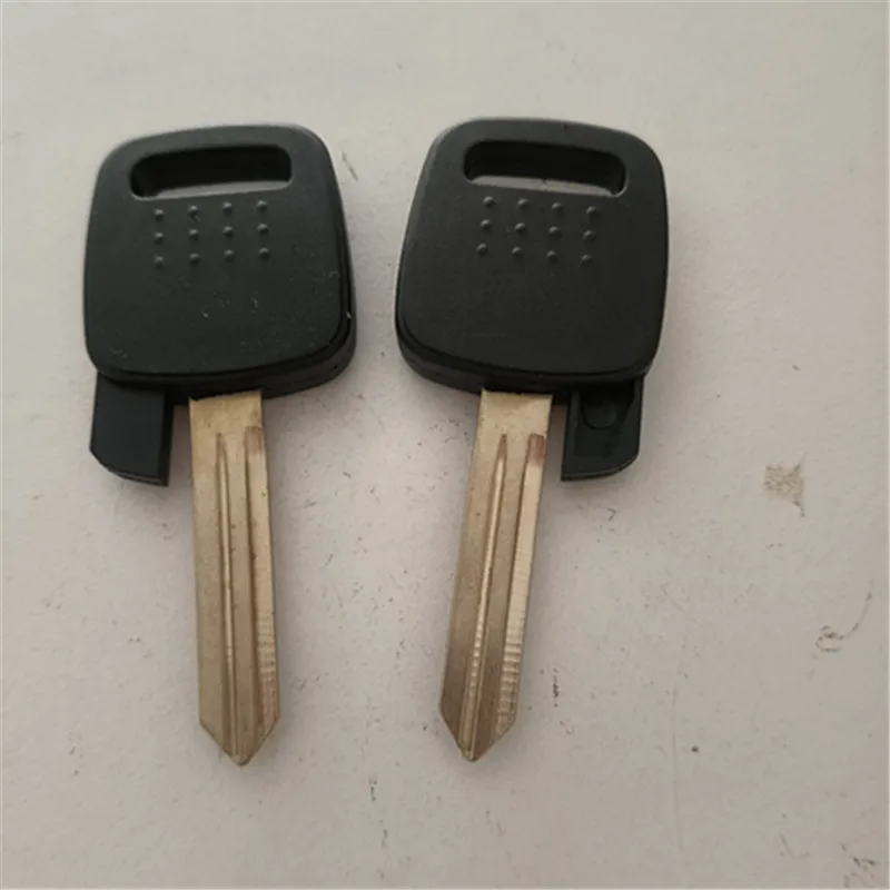 

5PCS NSN14 Uncut Blade Blank Key Case Shell For Nissan A33/A32 Transponder Key Shell Replacement
