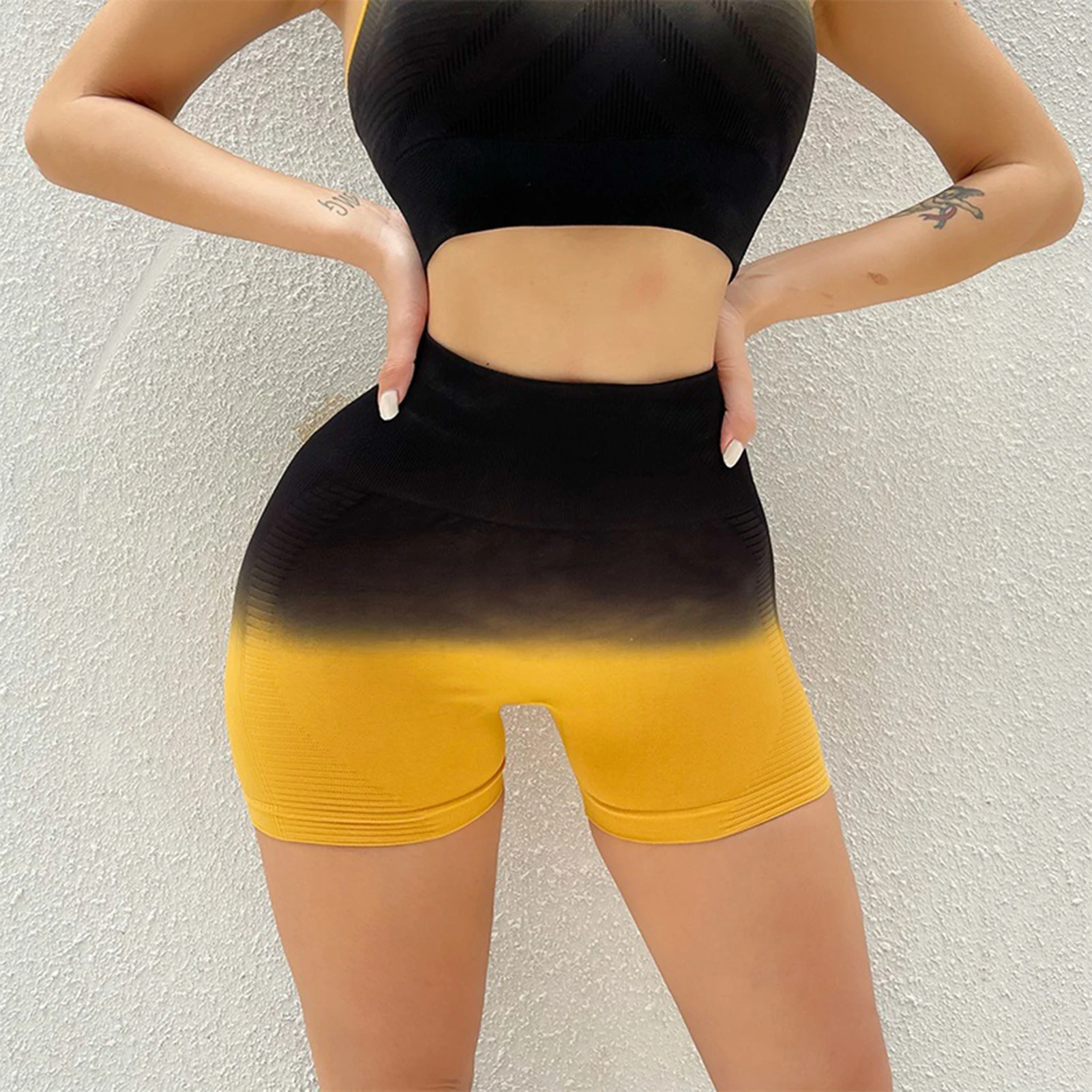 Women's Gradient Yoga Shorts High Waist Elastic Hip Lift Fitness Pants for Outdoor Fitness Training Running