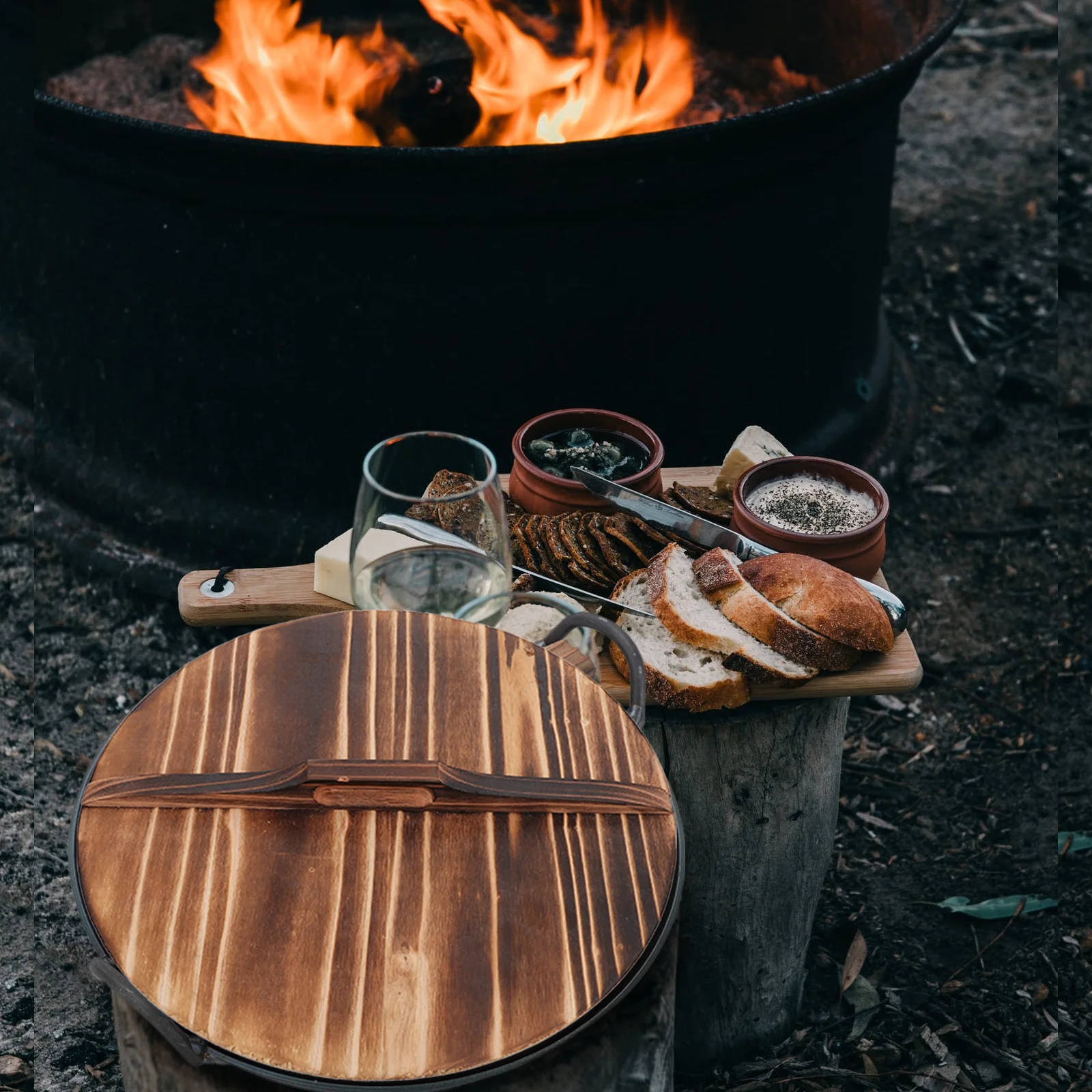 

1pc Carbonized Wood Pot Lid Smooth Waterproof Wooden Cover For Kitchen Cooking Household Use Splicing Pot Cover Kitchen Gadget