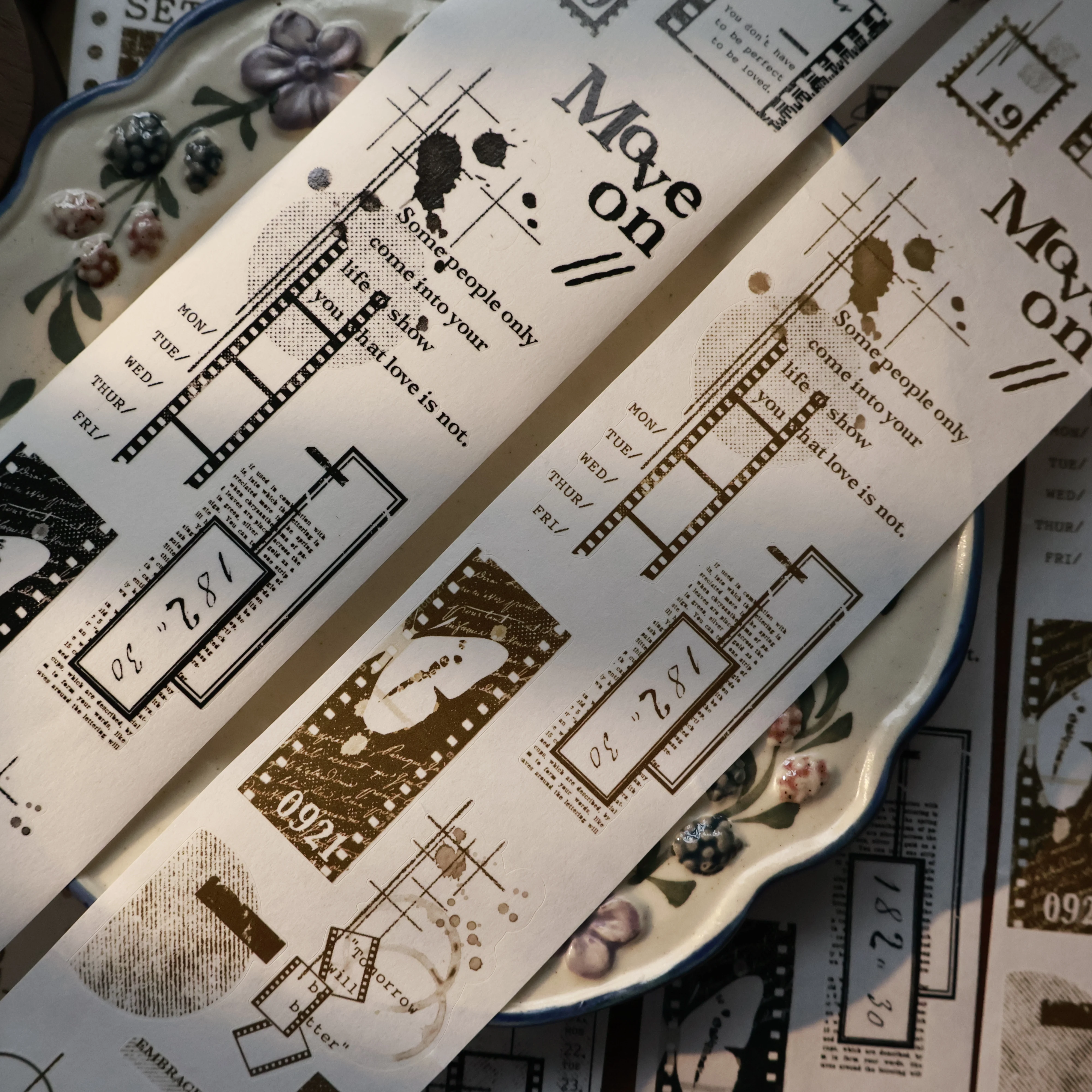 قالب قطع المنتج الجديد من Yier [المجموعة القديمة] ملصق PET من مادة اشي الأساسية