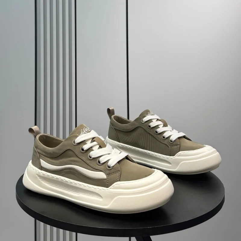 

2025 Новая модная и модная нишевая дышащая повседневная спортивная обувь на толстой подошве с низким берцем, увеличивающая рост, модная мужская обувь