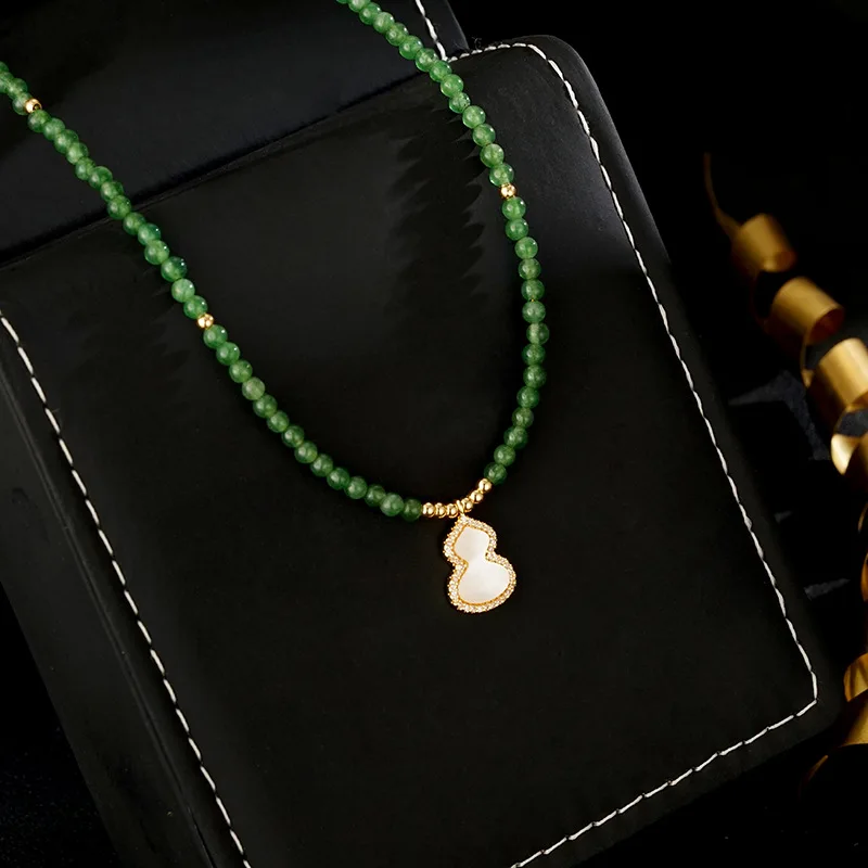 Jasper green chalcedony beaded necklace white fritillary gourd pendant versatile new Chinese collarbone chain women