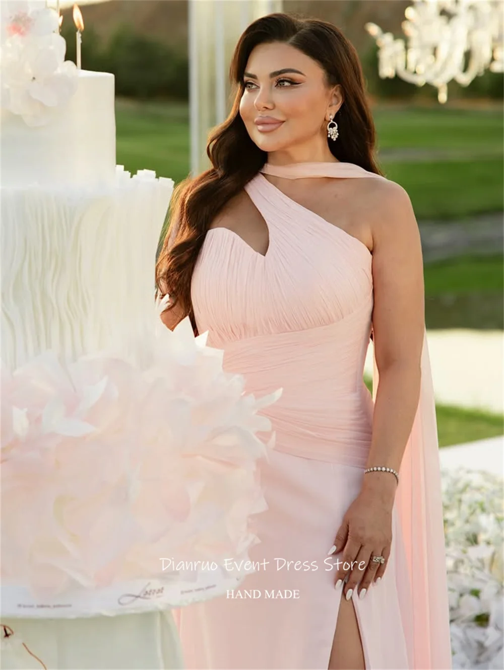 فستان سهرة وردي بفتحة جانبية من Dianruo أشرطة على شكل حرف A فستان عيد ميلاد حالم غير متماثل من فيستدوس دي فيستا 2025 مخصص