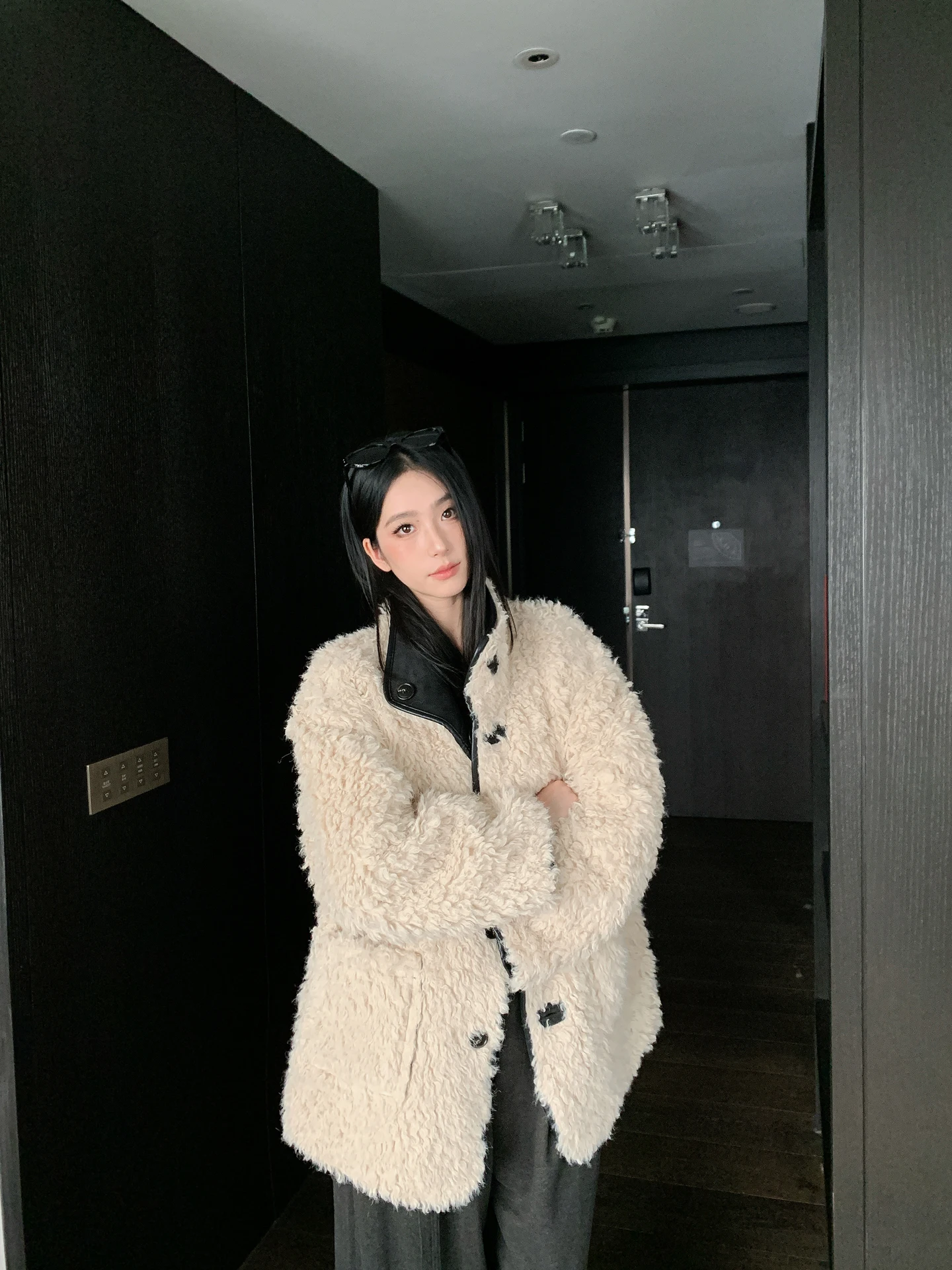 Jaqueta Feminina SMBL RAIN de Couro PU Engrossado, Reversível, Comprimento Médio, Casaco de Inverno Preto com Pelo Sintético