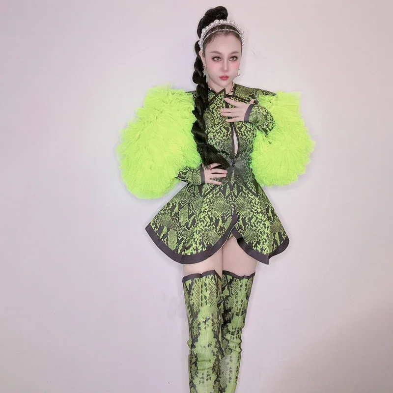 

Women Nightclub Dj Ds Festival Outfit Drag Queen Costumes Fluorescent Green Yarn Sleeves Snake Print Bodysuit Boots Sets