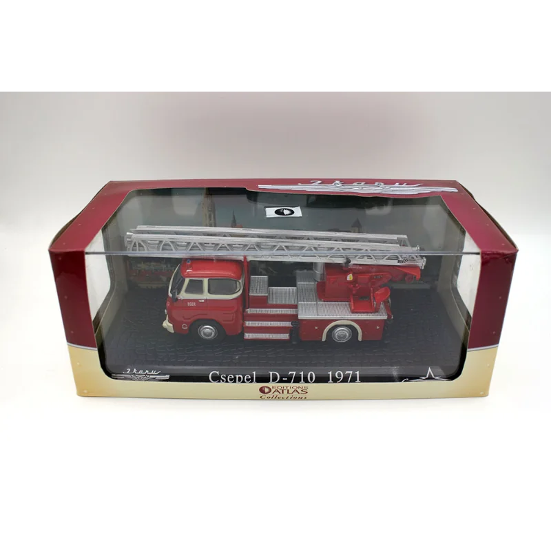 Diecast 1/72 escala Csepel D-710 1971 Chobel escalera motor de bomberos coche en miniatura de aleación juguete coleccionable regalo recuerdo adorno de exhibición