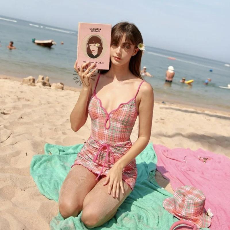 Minsu 2025 INS Style French Retro Sweet Girl Swimsuit Women Conservative One-Piece Small Chest Swimwear