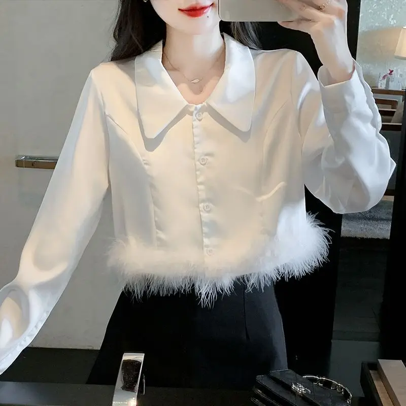 Camicia Patchwork con frange di piume francesi per donna all\'inizio della primavera colletto corto con un Design unico e di nicchia