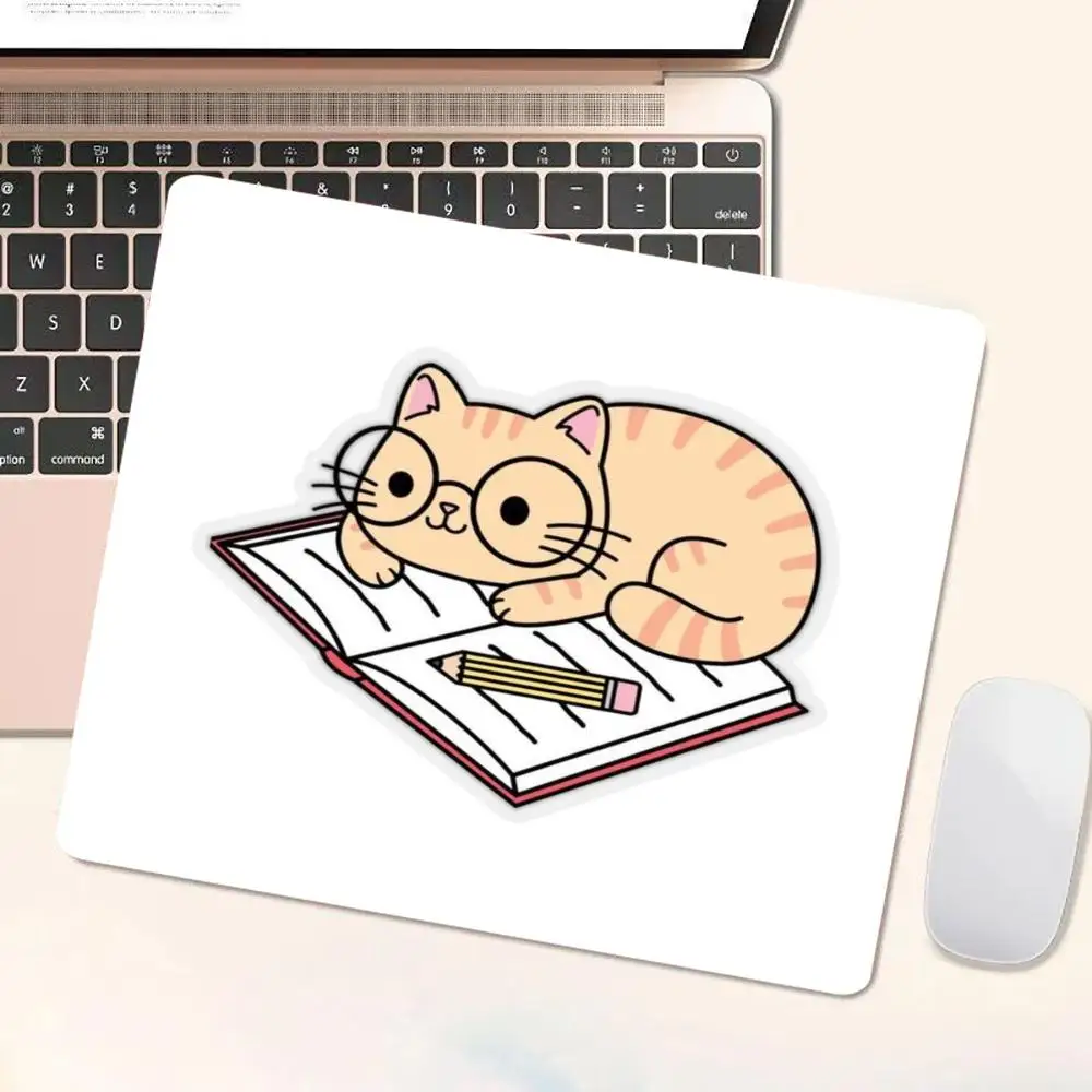 Learn cats and books Small mouse pad Cartoon cats square portable desk mat rubber anti-slip Laptop PC office accessorys mousepad
