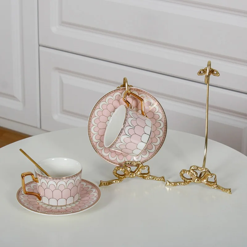 Light luxury brass coffee cup and saucer storage rack hanger retro cup and saucer rack household living room pure copper cup and
