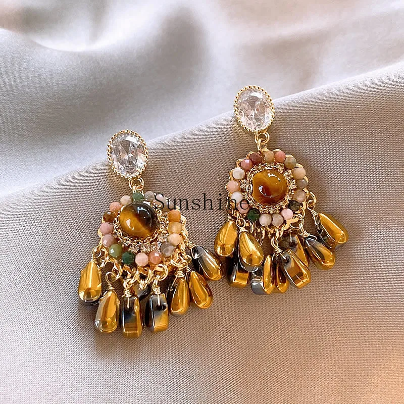 

Bohemian retro ethnic style fringed light luxury high-end stud earrings