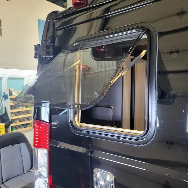 Camper Accessories 600x600mm Aluminum Alloy Frame Double Glazed  Glass Caravan Curved Window for R5000mm Vans