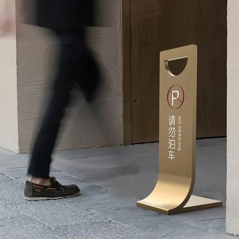 A  Parking space prompt plate, steps slide carefully, special parking space for prompt plate, stainless steel customization
