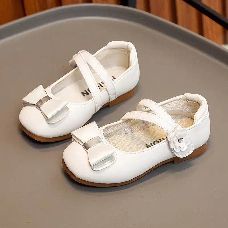 

Girls Spring Single Leather Shoes Children Small Heels Soft Soled Princess Shoes Womans Square Toe Bows Flower Velcro Kids Shoes