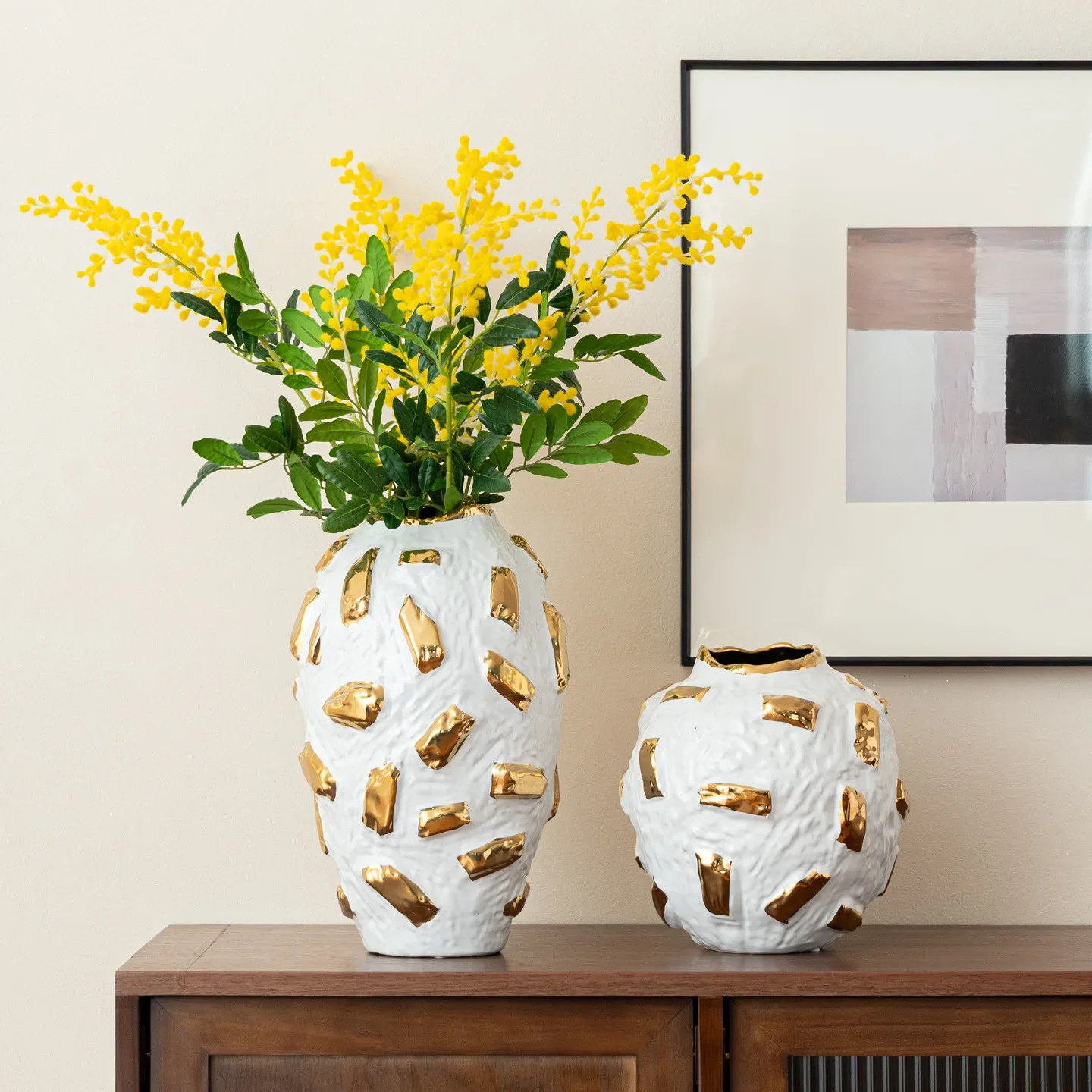 Creative Ceramic Vase Gold Block Relief Flower Vase Floral Accessories Flowerpot Ceramic Handicrafts Home Decoration Accessories