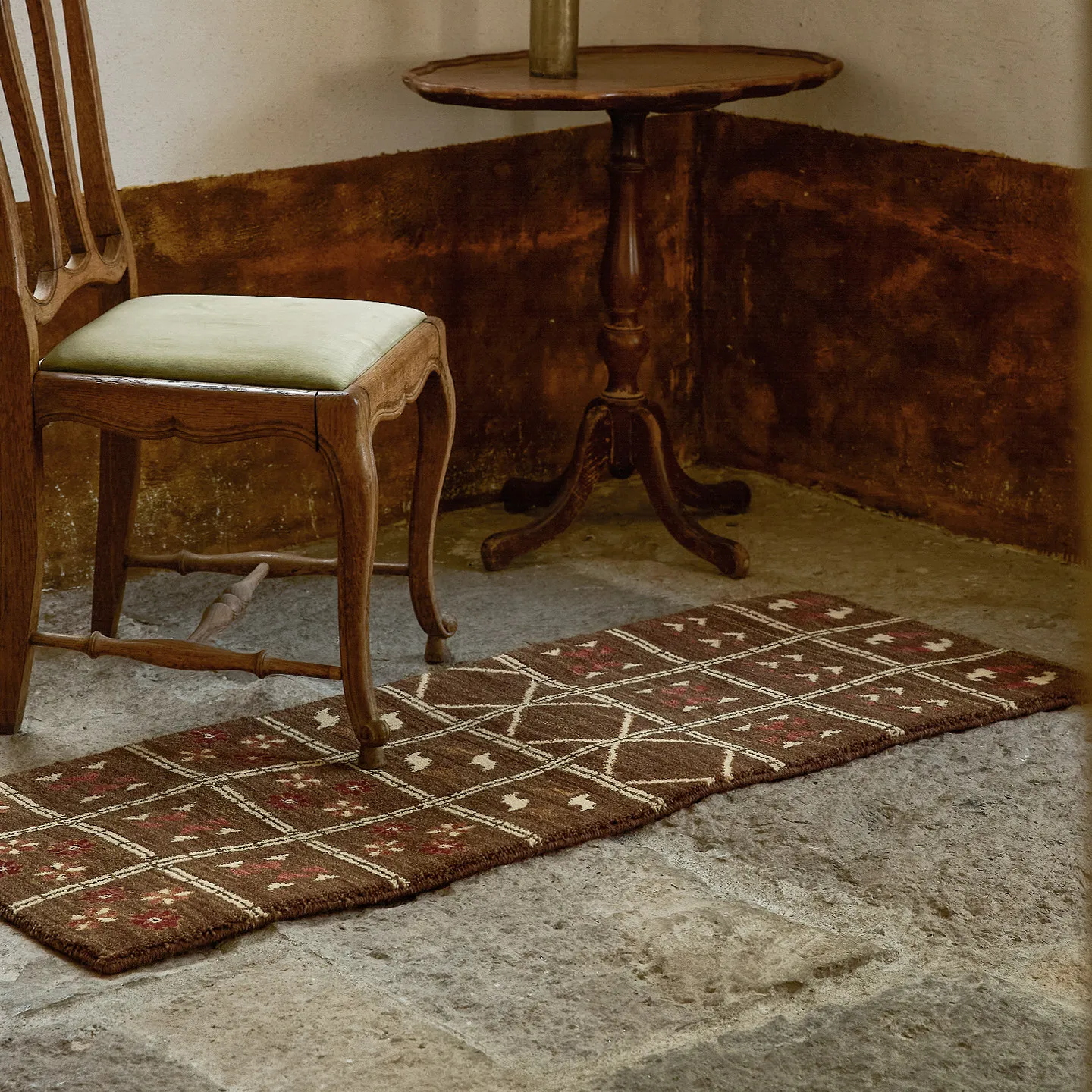 Master weaver brown Feiji retro style glue-free pure wool floor mat medium ancient style bay window mat bedroom bedside blanket