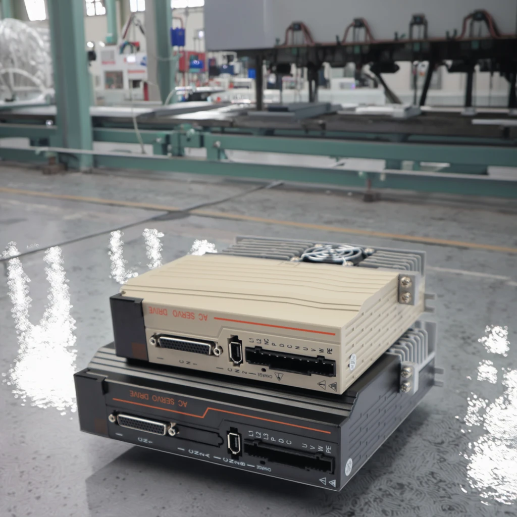 

High-Precision Self-Adaptive AC Servo Drive Smart Motor Driver with Real-Time Torque Compensation for CNC Machines