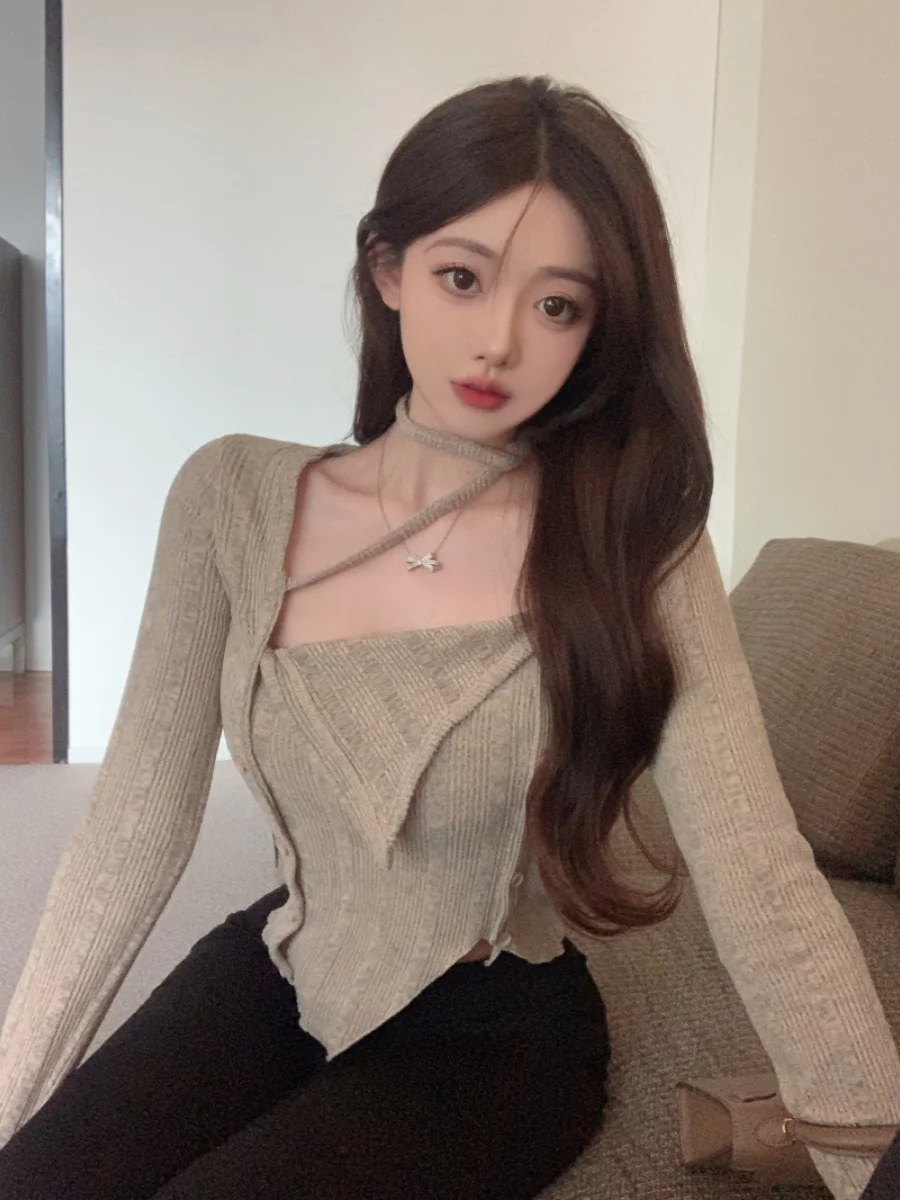 Blusa Feminina de Tricô Longa com Design Elegante e Moderno, Versão Coreana, Lançamento de Outono, Peça Única