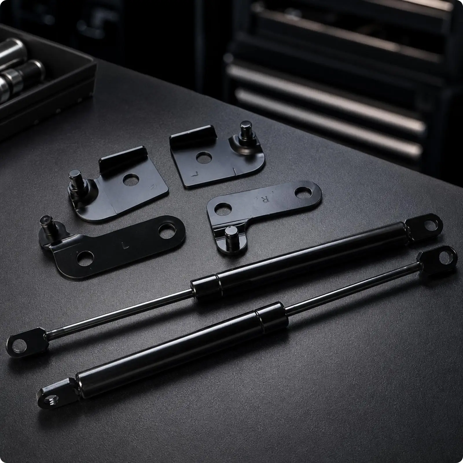 Metal Tailgate Strut Damper for L200 Truck Pickup 2025 Style Slow Descent Assist with Eyelet Mounting Hardware Kit