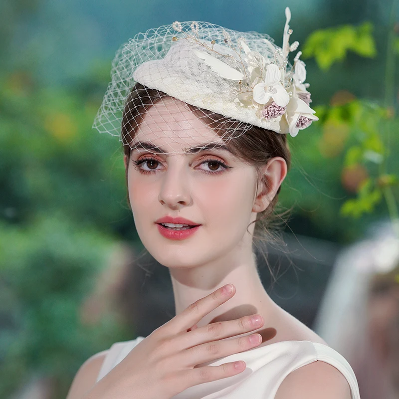 French White Elegant Mesh Flower Beret Women's Mori Wedding Dress Banquet Little Hat Trend