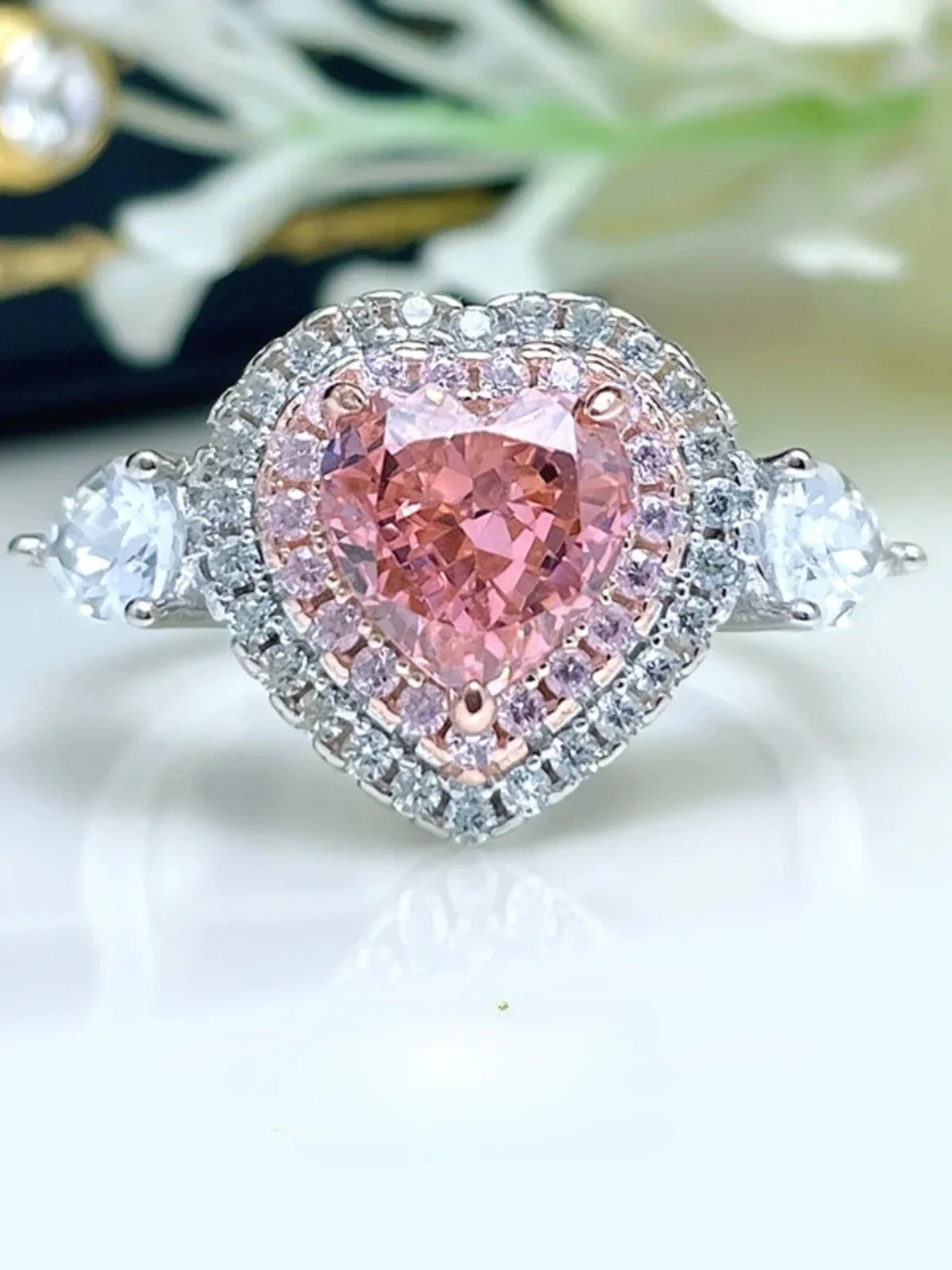 Sweet and Fashionable Papalacha Pink Diamond Ring Paired with Heart-shaped S925 Silver High Carbon Diamond Engagement Jewelry