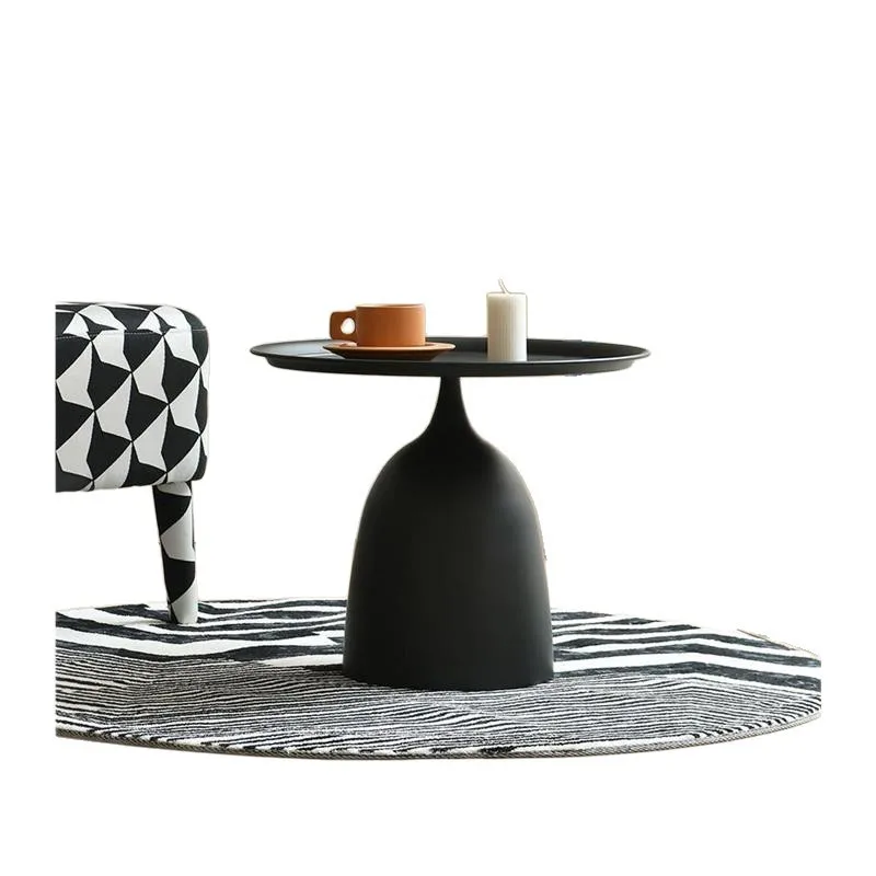 

small apartment living room sofa simple coffee table bedroom bedside round corner few Internet celebrity small coffee table