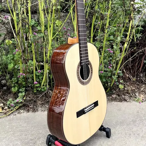 Aiersi Classical Guitar Handmade Solid Spruce/Cedar Top Rosewood Back and Side High-gloss Finish Nylon Guitar Mosaic Rosette