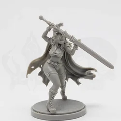 30mm Base Resin Figure Assembly Model Kit Fantasy Hobby Miniature Female Swordsman Unassembled and Unpainted Free Shipping