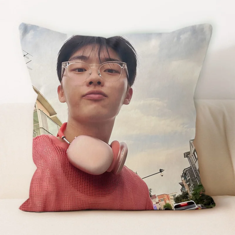 weak hero class 1 arm pillow/weak hero class suho hand pillow