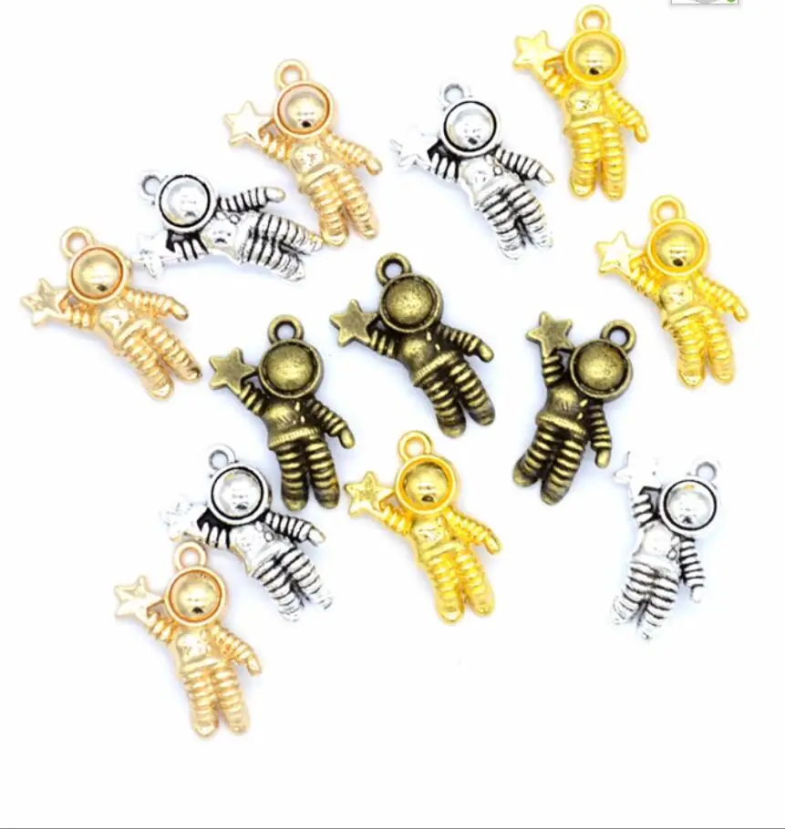 10pcs Charms Space Man Universe Astronaut Star Antique Silver Color Pendants DIY Crafts Making Tibetan Jewelry 20*14mm F0550