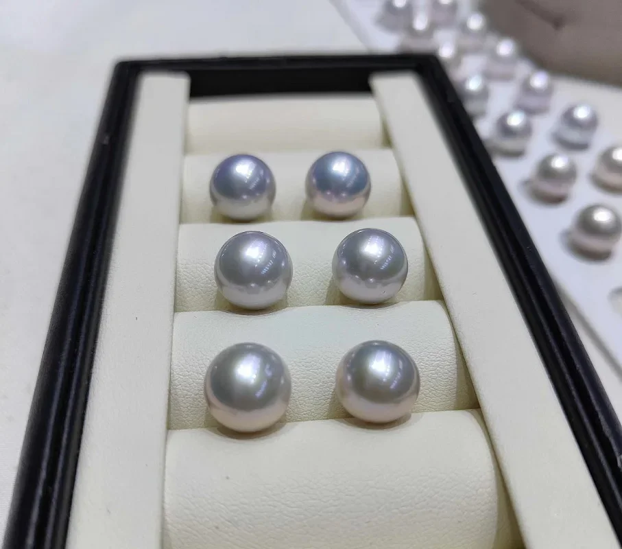 

Grace Pair of 10-11mm Round Loose Pearls White Sea Pearl Free Shipping for Women Fine Beads for Stud Earrings AAA