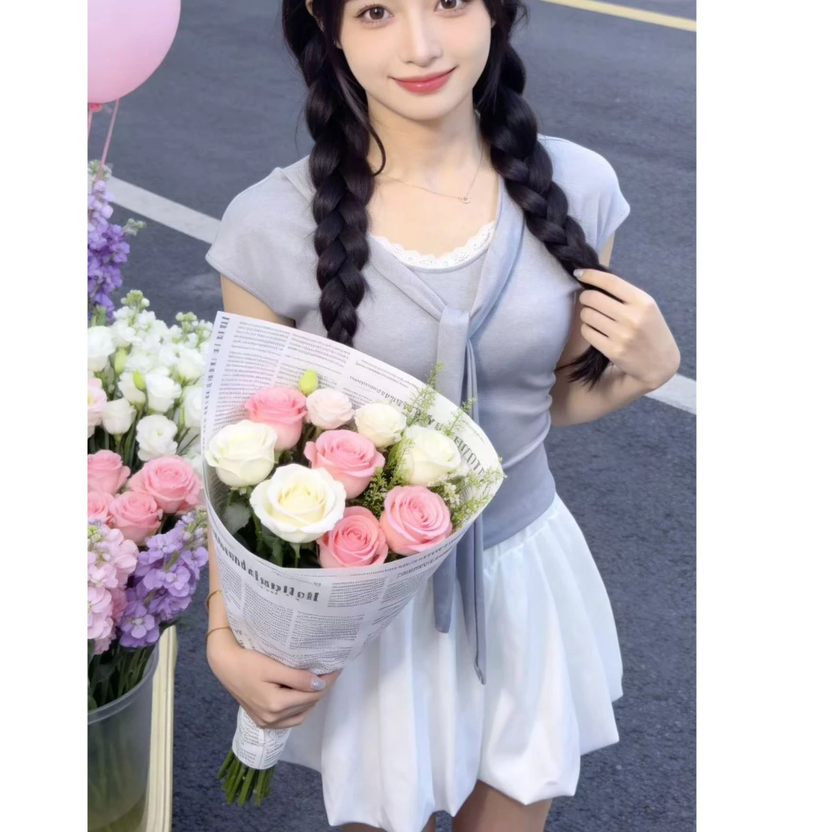 

Summer Lace Short Sleeve T-Shirt High Waist Bloom Skirt Set Women's Fashionable Knot T-Shirt And Skirt Ensemble Breathable