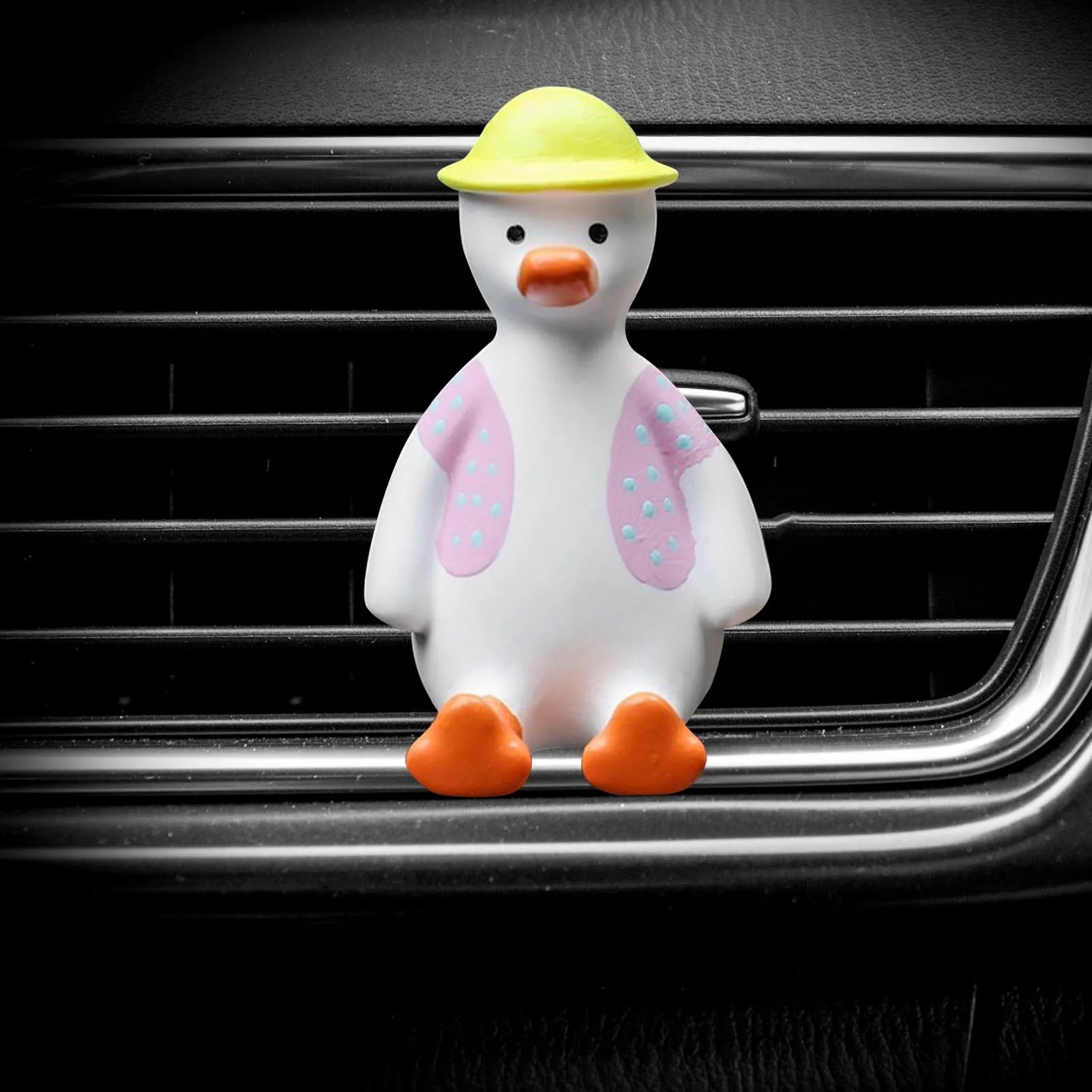 Car Air Freshener Cute Duck Shaped Car Air Vent Aroma Diffuser Car Air Outlet Perfume Clip Interior Vent Fragrance Ornament