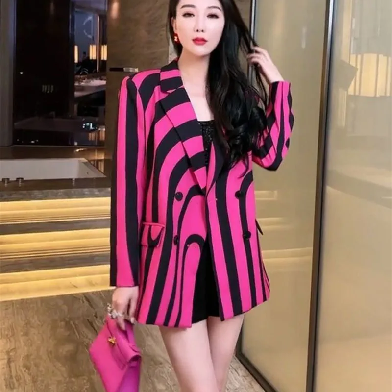 بدلة على الموضة سترة المرأة ربيع الخريف ملابس خارجية 2025 جديد المرأة السترة الراقية دعوى معطف المرأة الكورية تلقي عالية الثناء