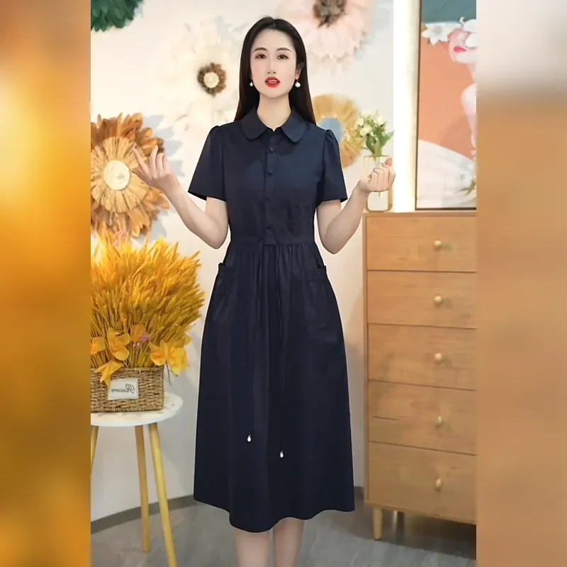 

Элегантное женское платье миди с коротким рукавом, воротником Питер Пэн, поясом на талии, карманами, однотонное, темно-синее, приталенное.