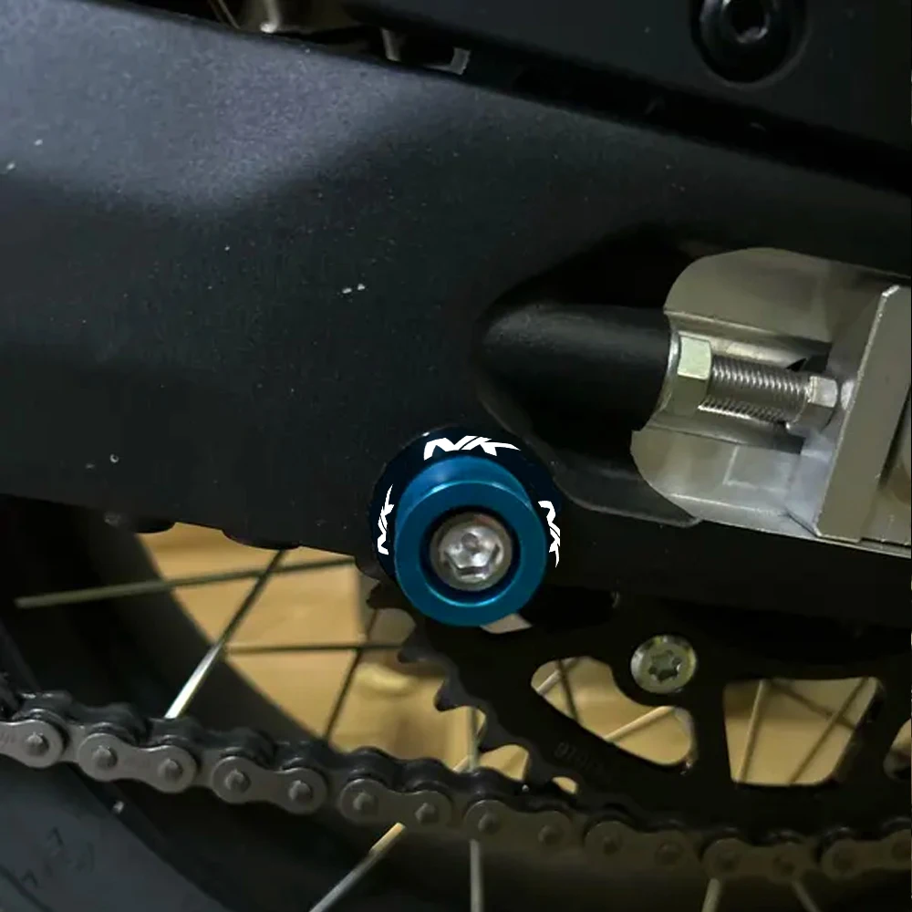 CFMOTO CF MOTO 150NK 250NK 300NK 400NK 450NK 650NK 800NK スイングアームスプールリアスタンドネジスライダー 150 250 300 400 650 NK nk