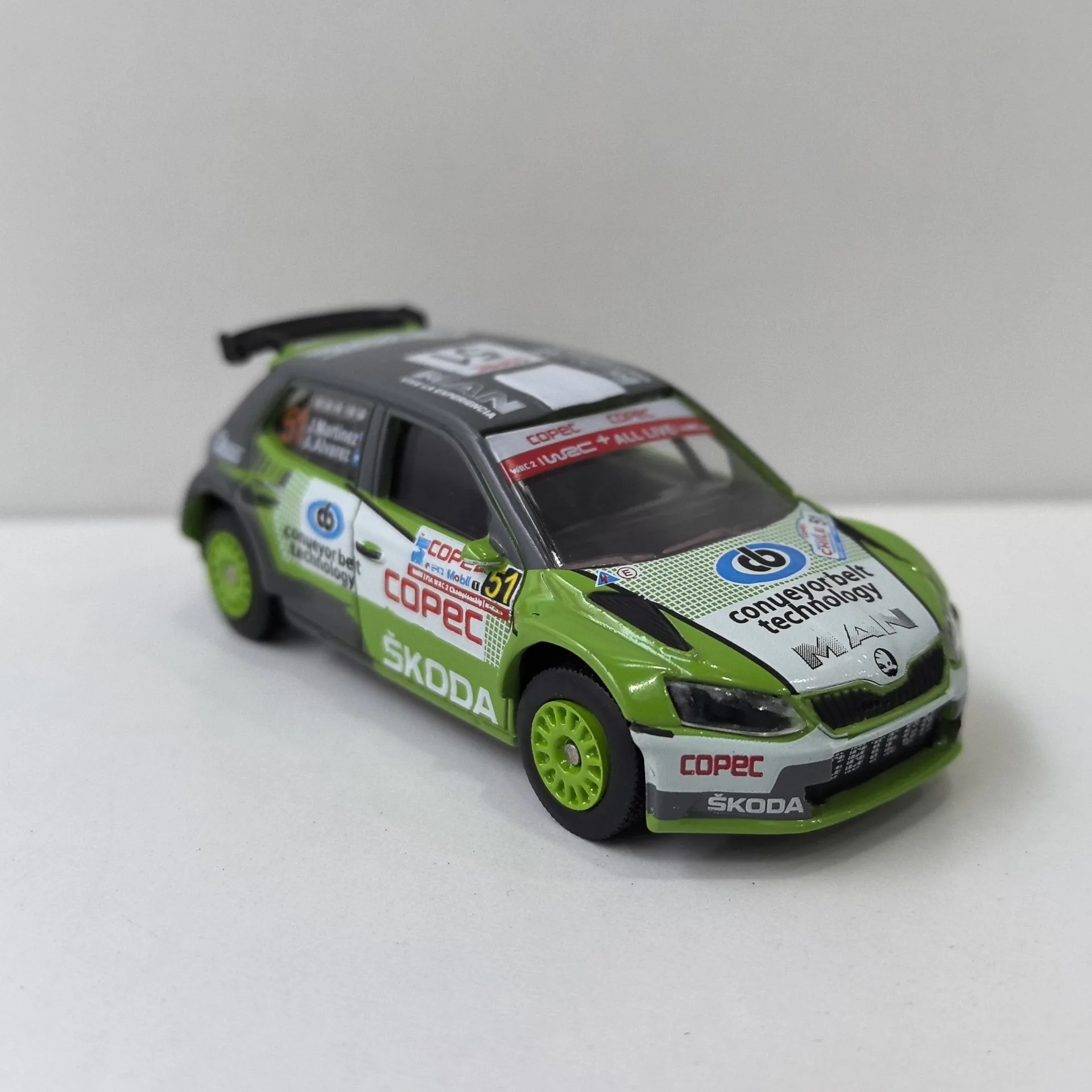 Diecast 1/55 Scale SKODA FABIA R5 #51 Skoda Racing Alloy Car Model Collectible Toy Gift Souvenir Display Ornament