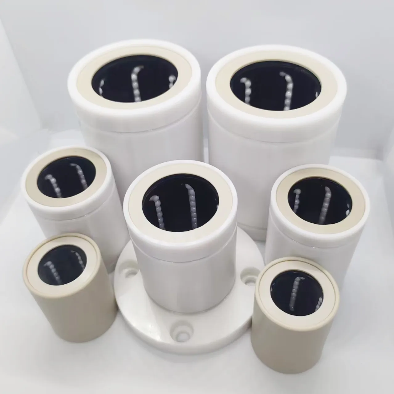 Linear Bearing LM30UU 30*45*64mm Ceramic Bearing for Electroplating Equipment and Precision Instruments