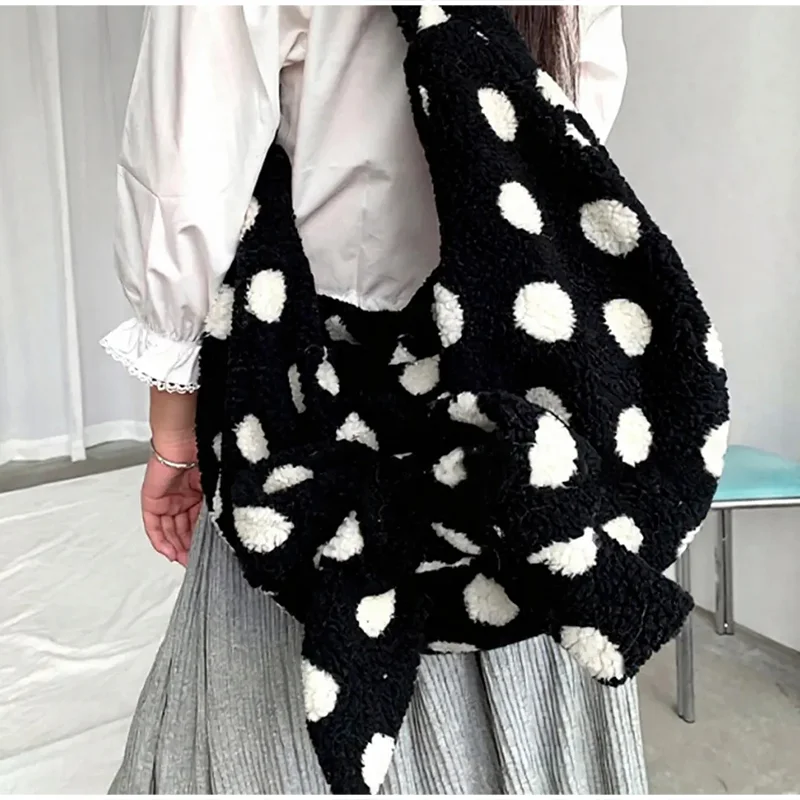 

Модная сумка через плечо в горошек, новая корейская сумка через плечо с бантом, осенне-зимняя плюшевая сумка-тоут, большая пригородная сумка