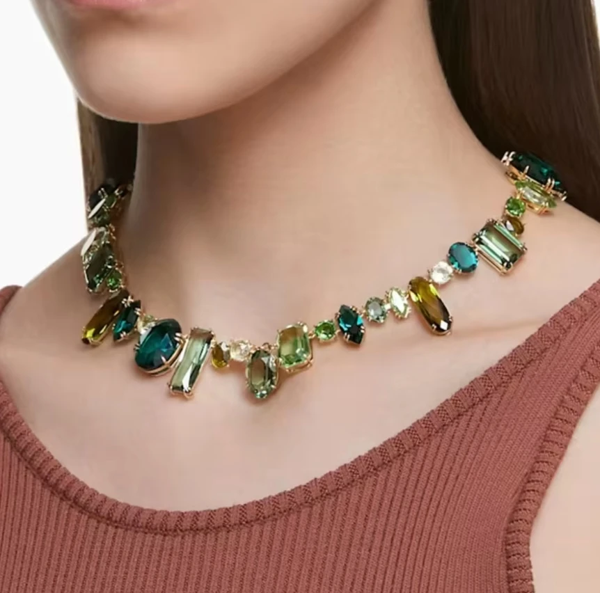 

2025 European and American New High Quality Bracelet Simple and Cute Dopamine Bracelet S925 Birthday Gift Emerald